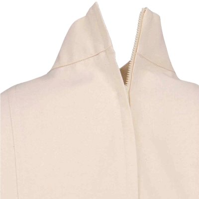THE SLEEVELESS TANK TOP